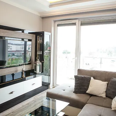 West Coast Luxury Apartment *