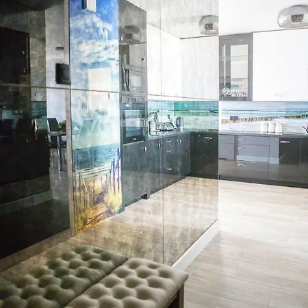 West Coast Luxury *